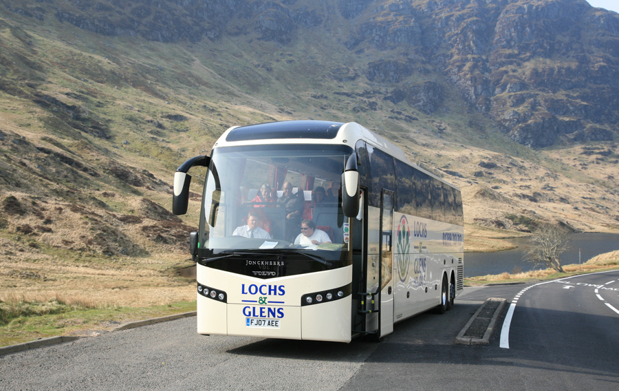 Lochs & Glens coach